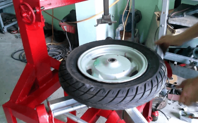 Cần thợ tháo ráp xe máy làm việc tại Quận 3 Quận Tân Phú