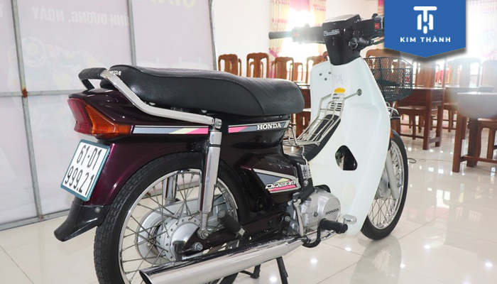 Honda Dream II nhập Thái Lan hơn 1 tỷ đồng Cái giá dành cho người đam mê