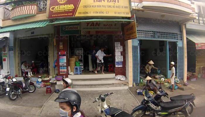 Cửa hàng phụ kiện xe máy Tân Đạt